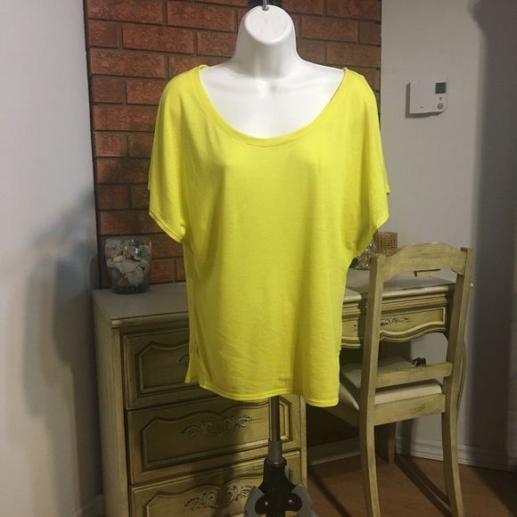 2 t-shirts for $15 - Picture 4 of 6